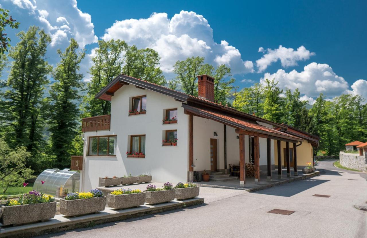 Apartma Tale Kobarid Esterno foto