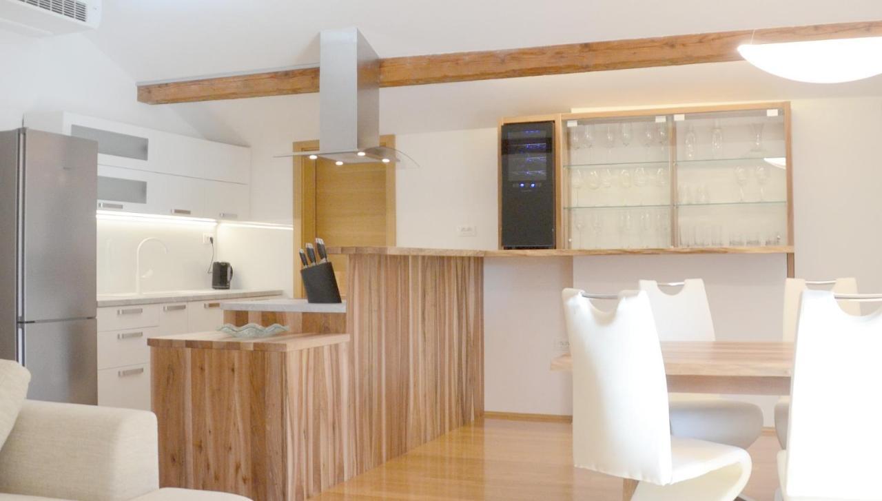 Apartma Tale Kobarid Esterno foto